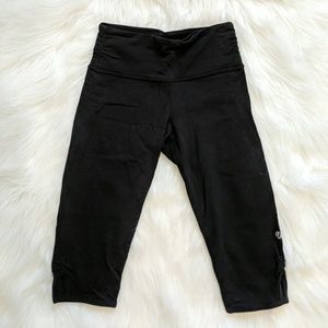 Lululemon crop pants